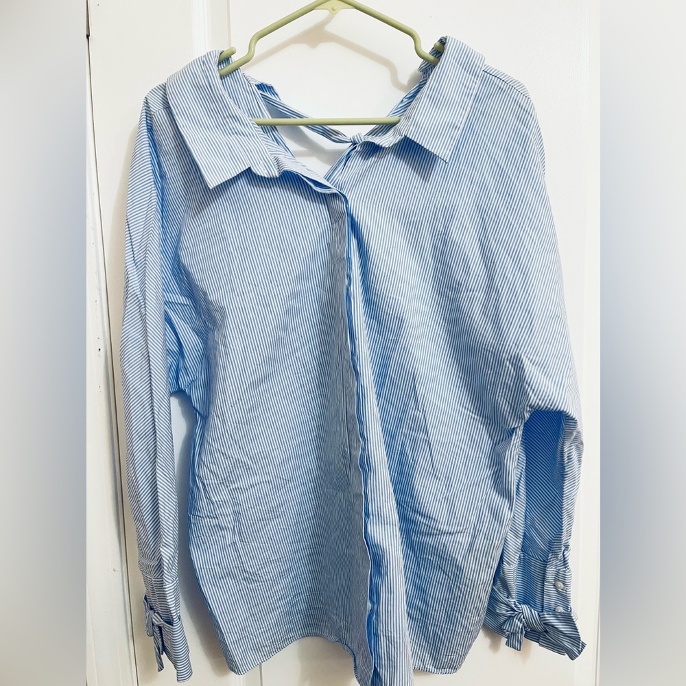 ZARA Women Light Blue Strip Blouse size XS